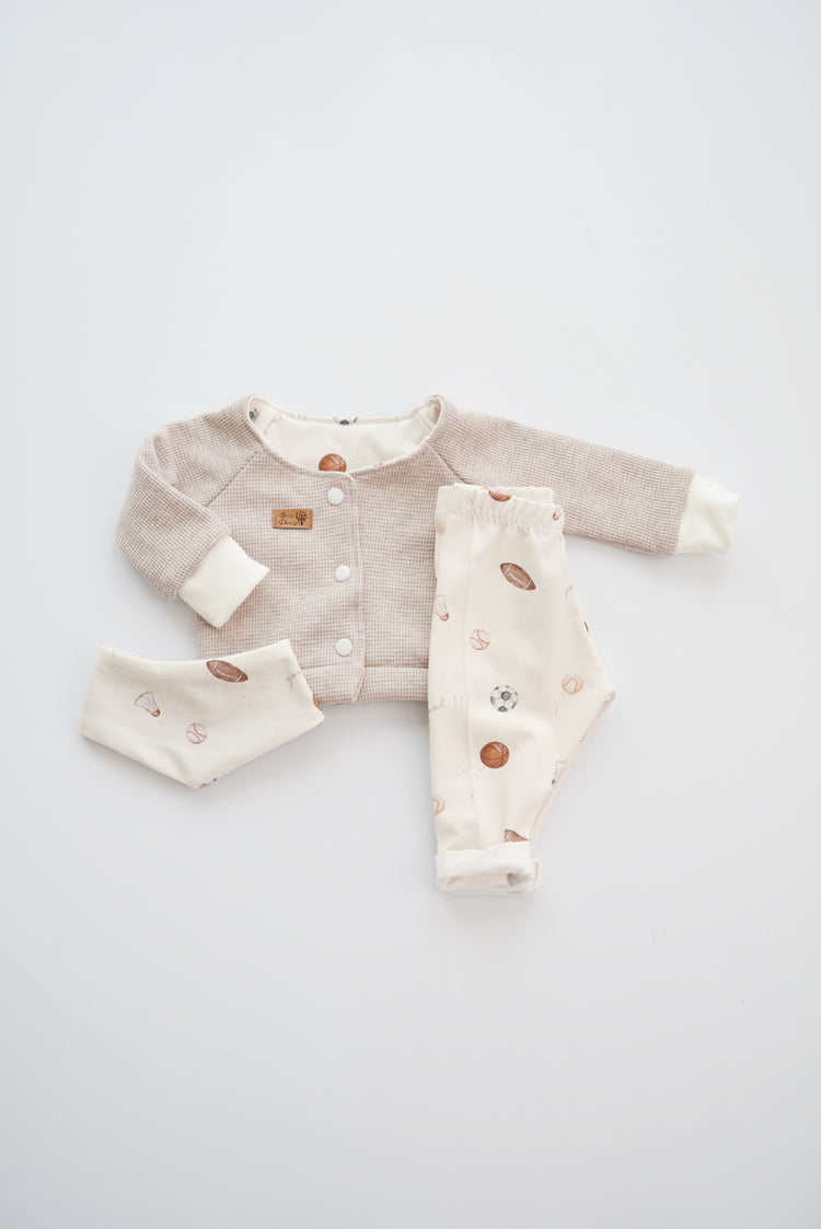 Outfit „Balls“ (Cardigan, Legging & Halstuch) Gr. 50/56