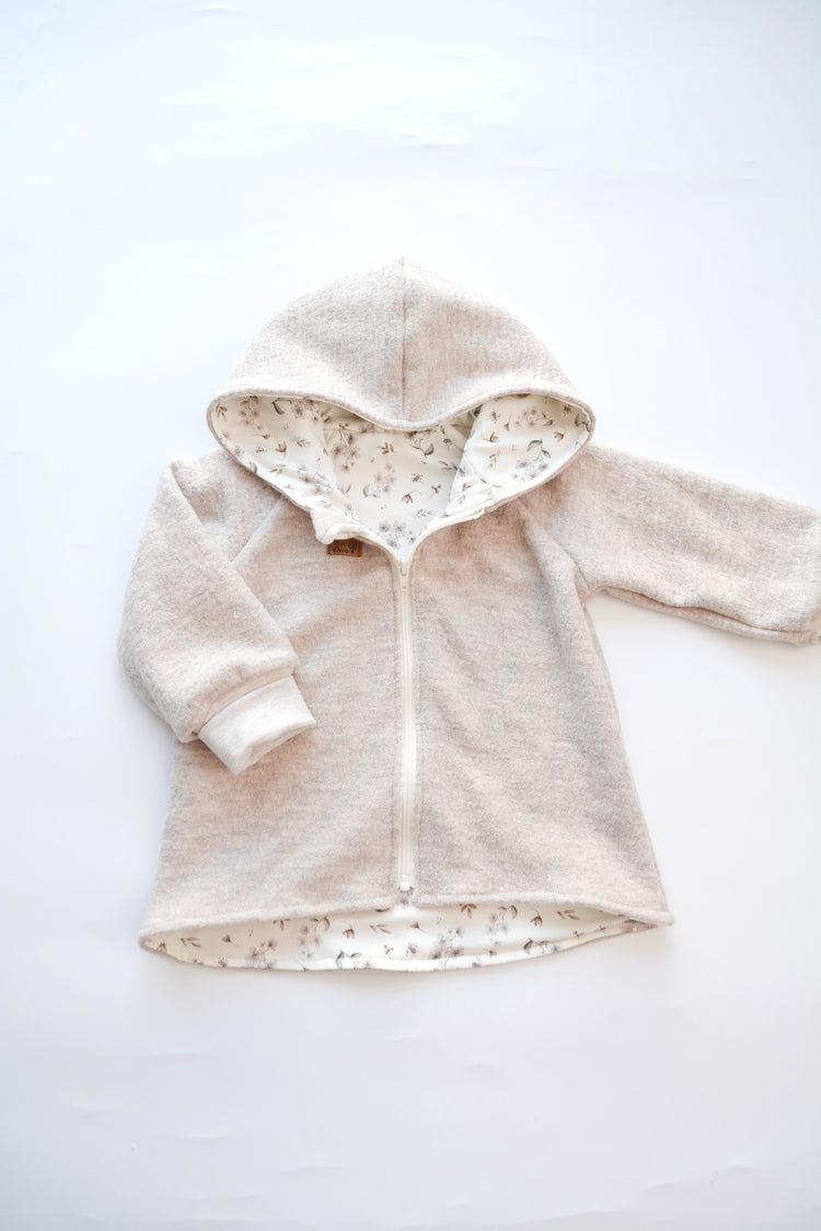 Walkjacke "Flowers“ beige Gr. 104