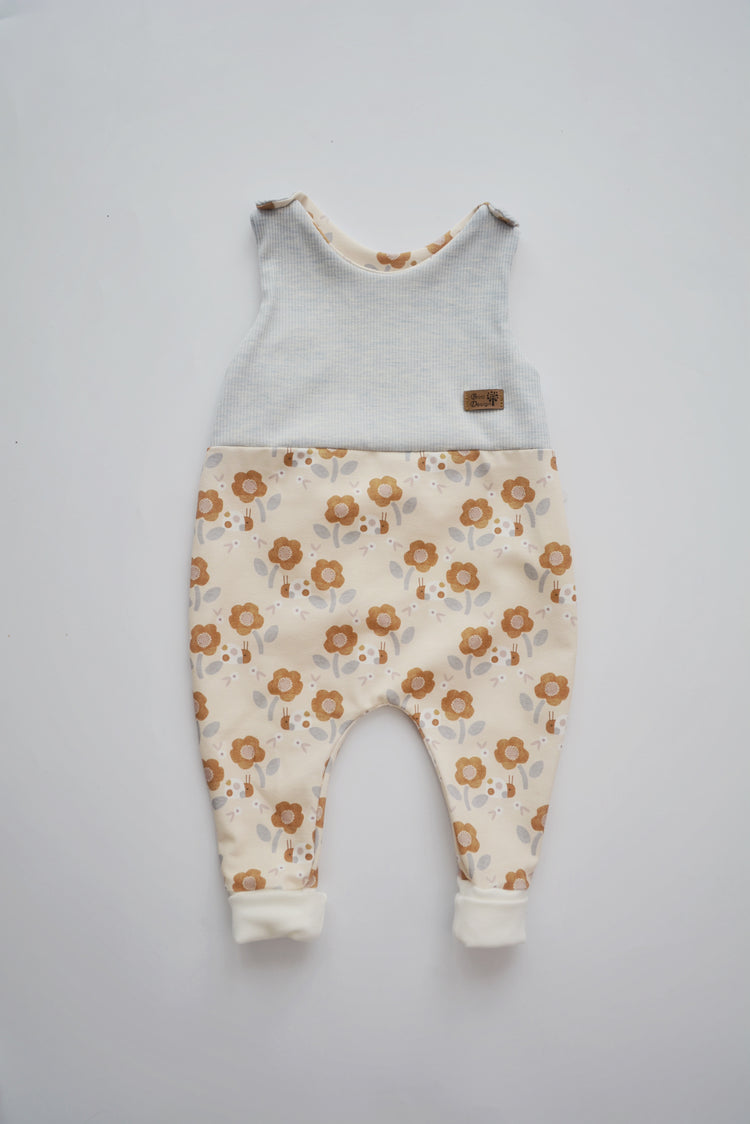 Strampler "Blumen" blau Gr. 62