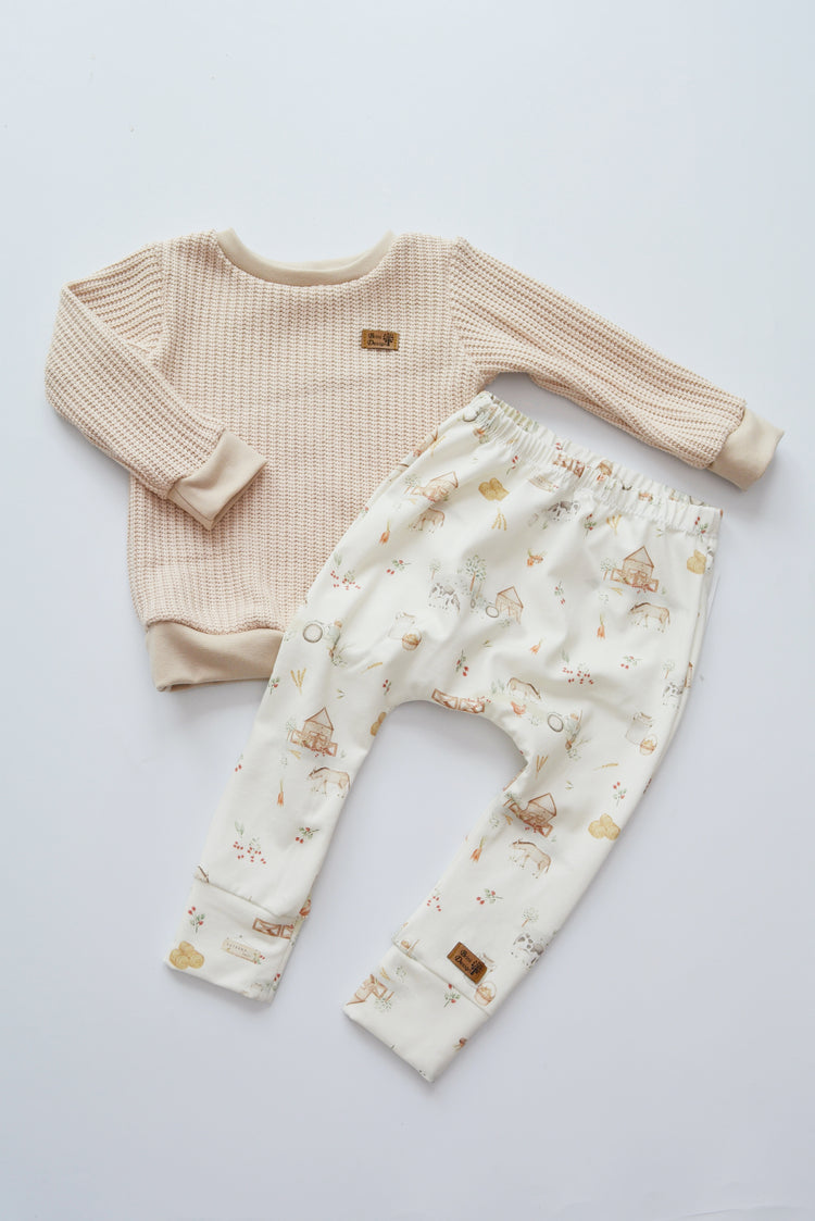 Strickpulli beige & Slim Harem „Little Farm“ Gr. 92