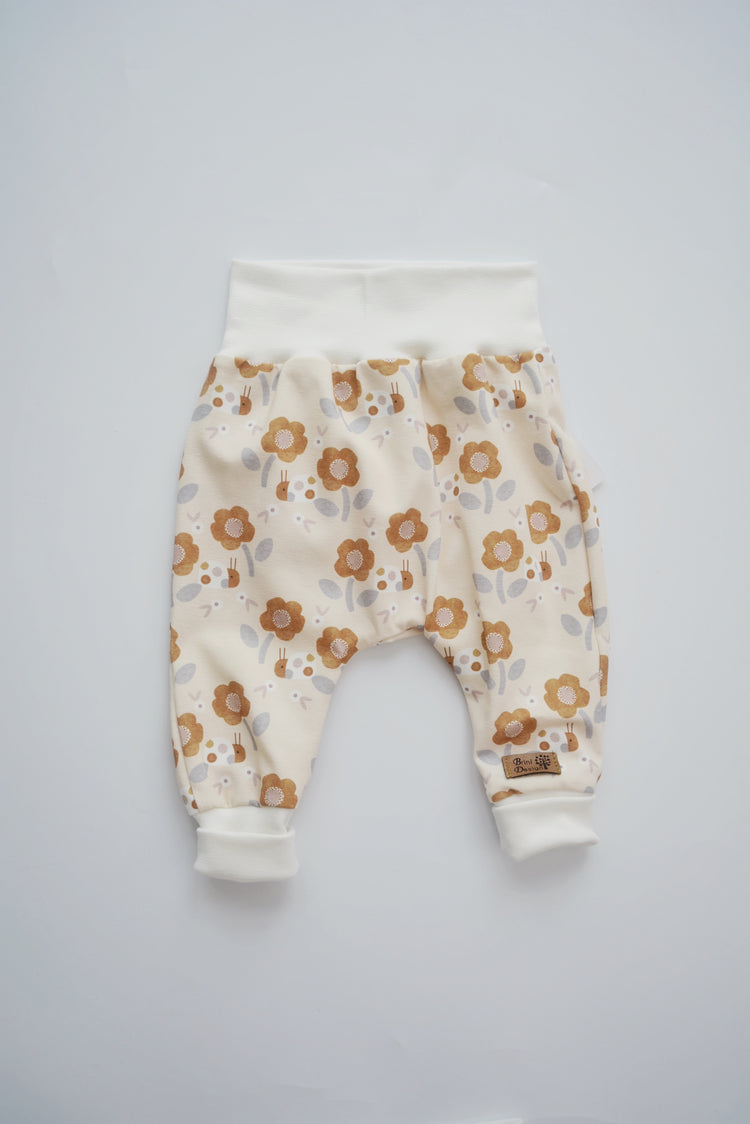 Hose "Blumen" Gr. 62
