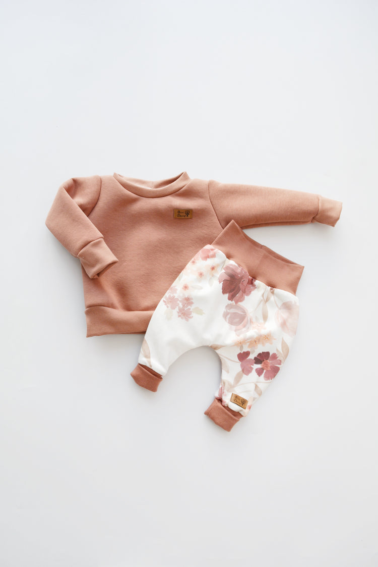 Outfit „Big Flowers“ (Sweater & Hose) Gr. 56