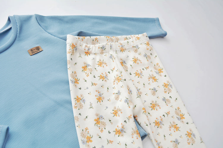 Outfit „Blumen“ (Shirt langarm & Legging Ripp) Gr. 80