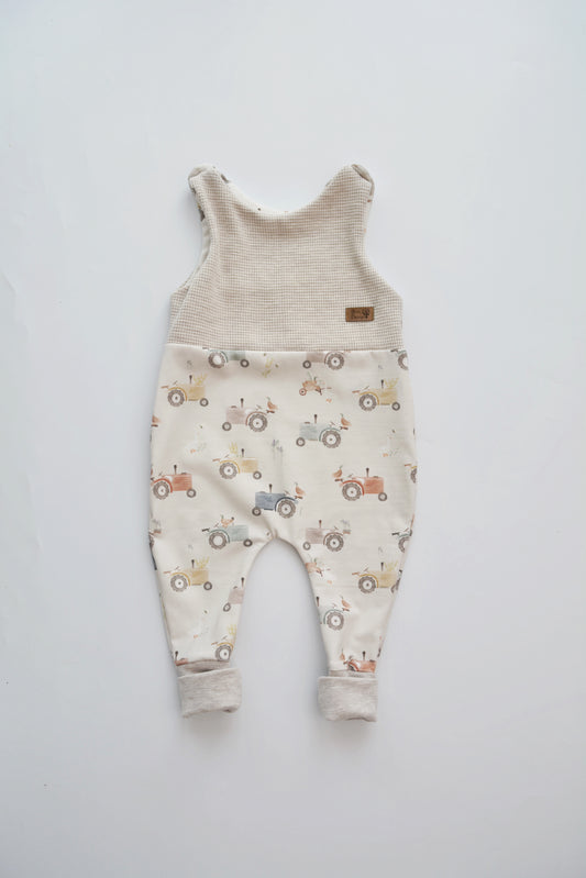 Strampler „Traktor“ beige Gr. 62