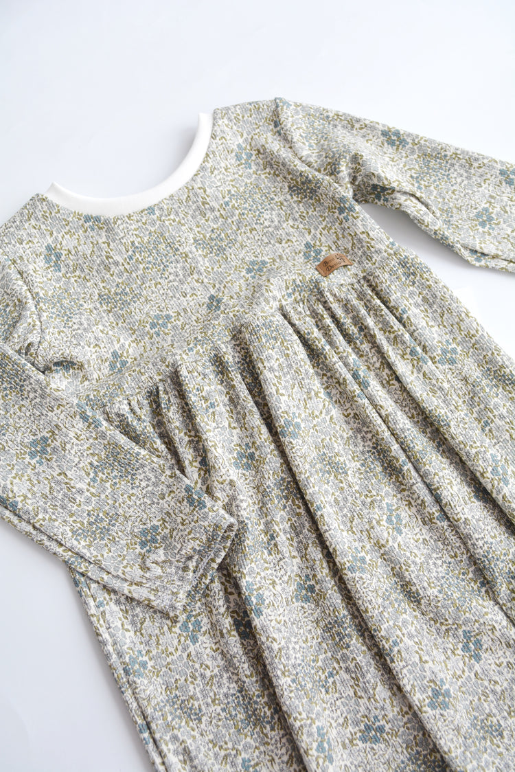 Kleid "Flowers" Gr. 116