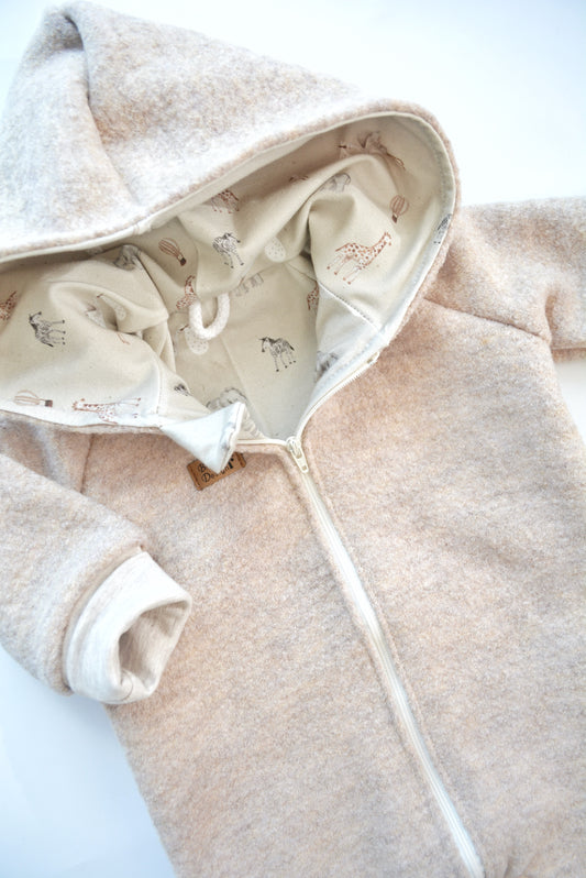 Walkoverall "Newborn“ beige Gr. 56