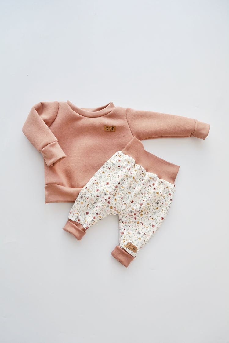 Outfit „Little Flowers“ (Sweater & Hose) Gr. 56