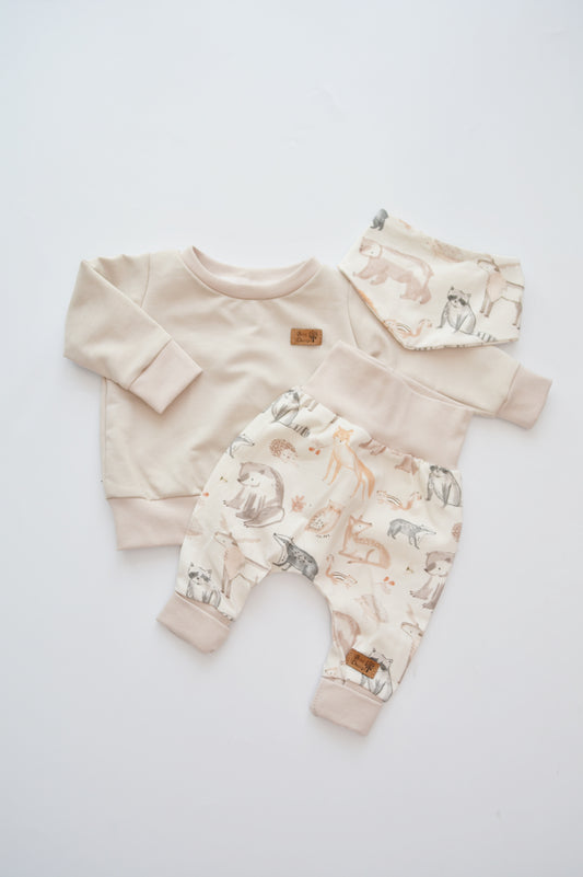 Outfit "Waldtiere" (Sweater beige uni, Hose & Halstuch) Gr. 56